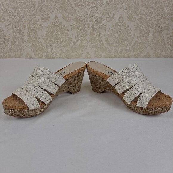 Dana Buchman Size 6M Billy Sandals White Woven Straps Cork Lined Insole NWOT - Picture 10 of 15